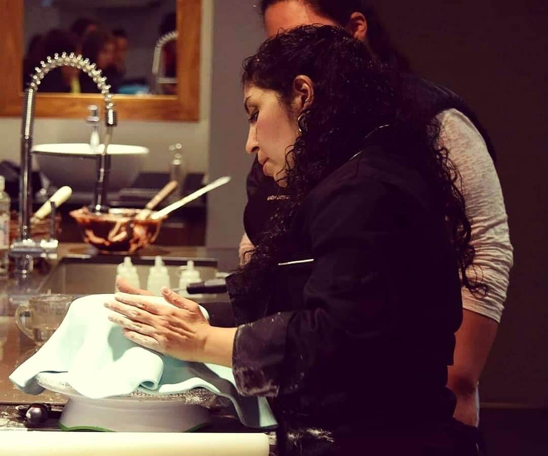 Instructora de pastelería y fondant México Alejandra Barrera